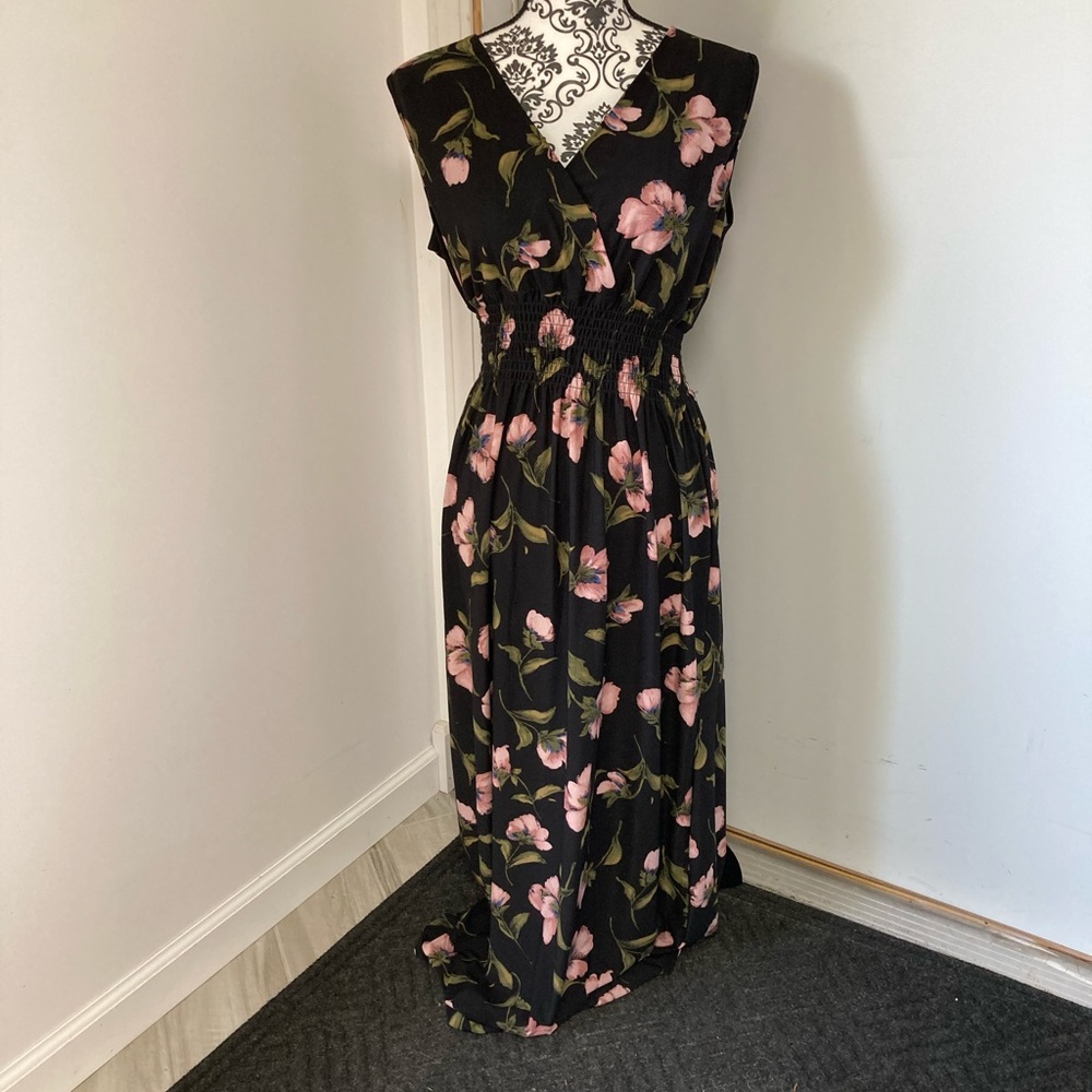 Jon & Anna maxi dress, size L, wore 2 x 3 times.